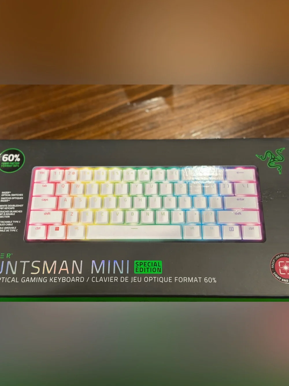 White razer Mini special edition Keyboard - Rainbow Backlight and mouse set.